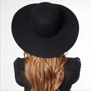 NWOT American Apparel floppy hat